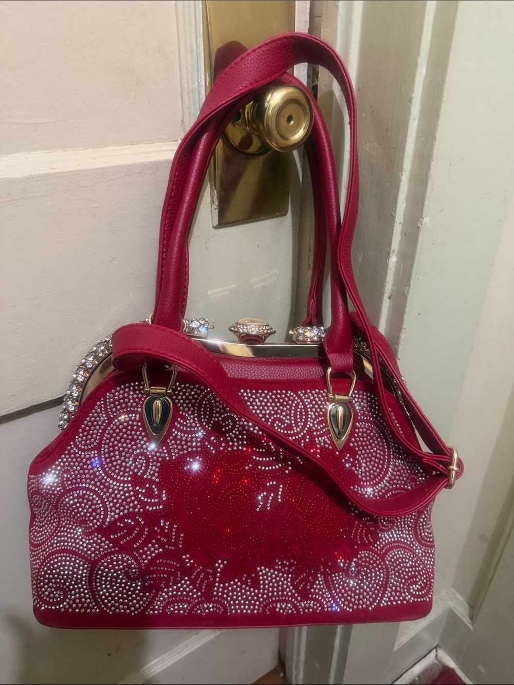 Kiss Lock Red Crystal-Embellished Women's Handbag